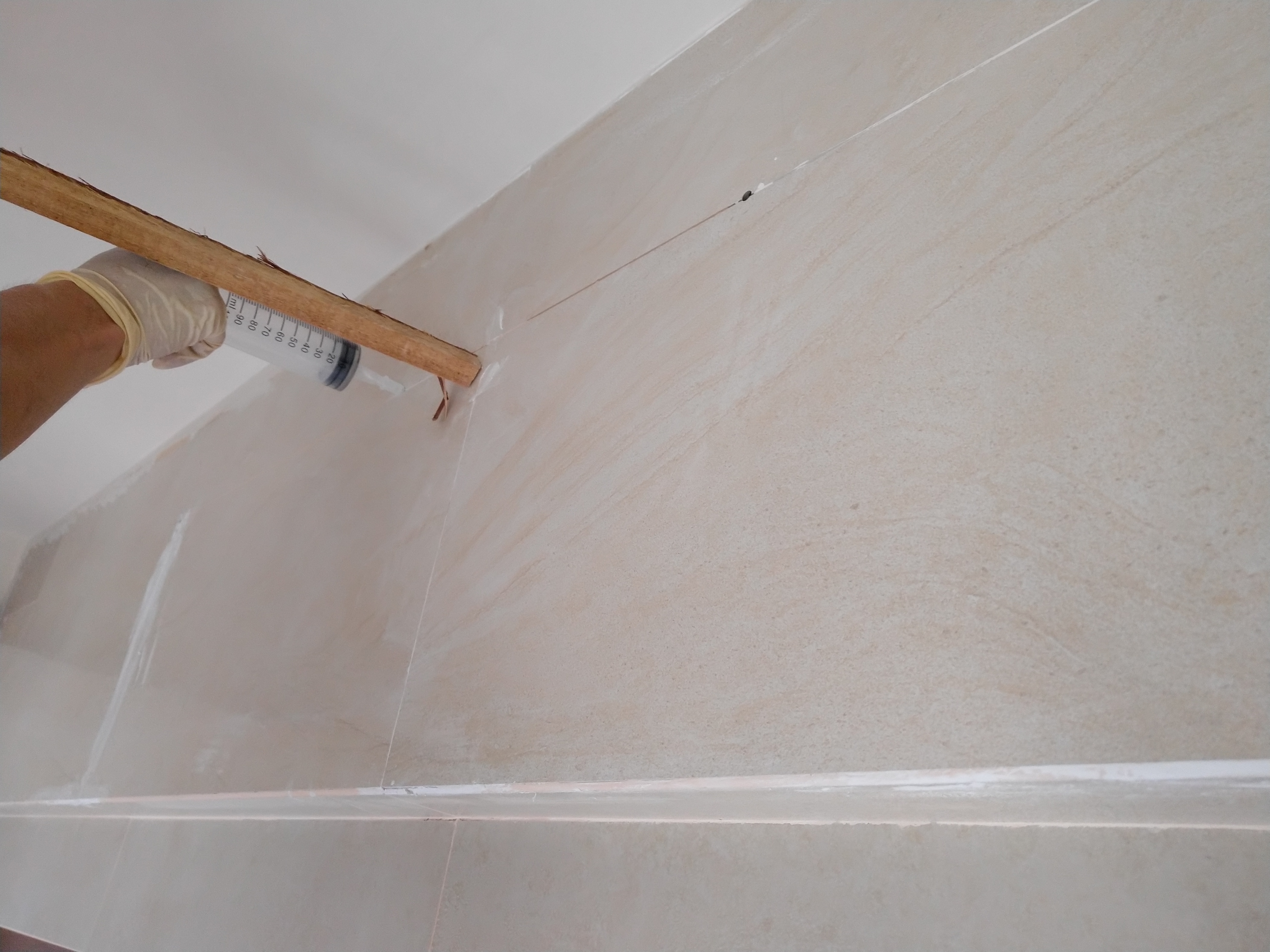 墙砖空鼓后果严重吗怎么处理(墙砖空鼓后果严重吗怎么处理好)